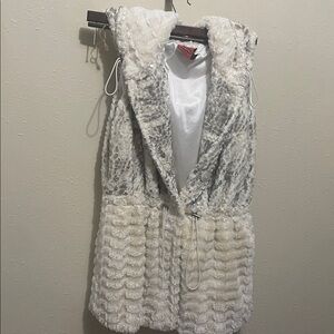 Simon Chang White and Gray Textured Hoodie Coat
